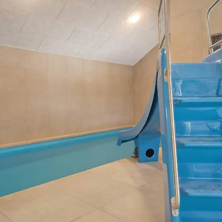 Prázdninový dům 5 Star In Aakirkeby, Cleaning Included Vester Somarken