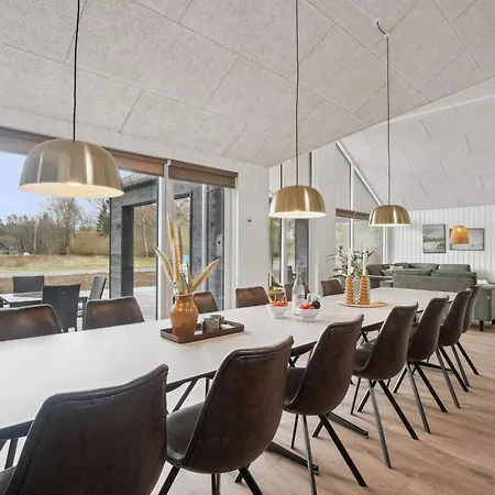 5 Star In Aakirkeby, Cleaning Included *