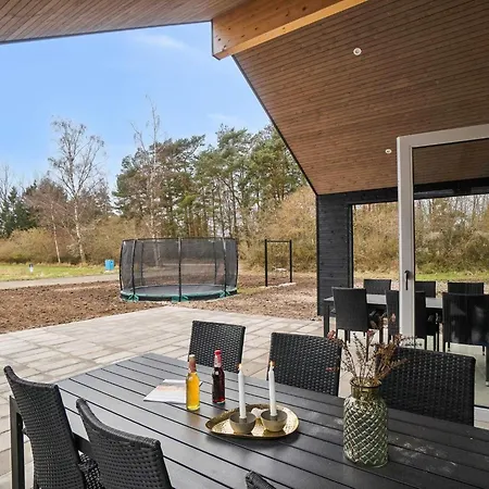 5 Star In Aakirkeby, Cleaning Included Prázdninový dům Vester Somarken